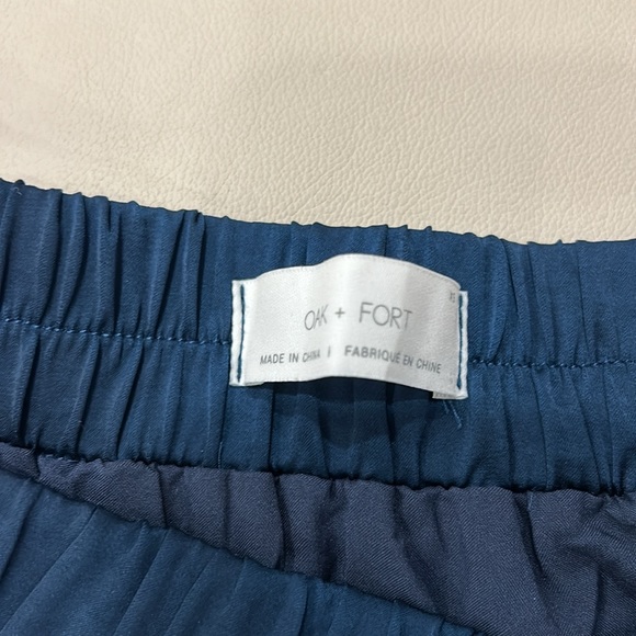 Oak and Fort lined short skirt - Picture 3 of 3